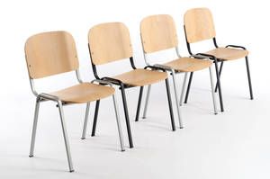 Querstreben liegen unter den Sitzflächen